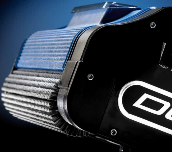 Mașina curățare scări rulante - detaliu